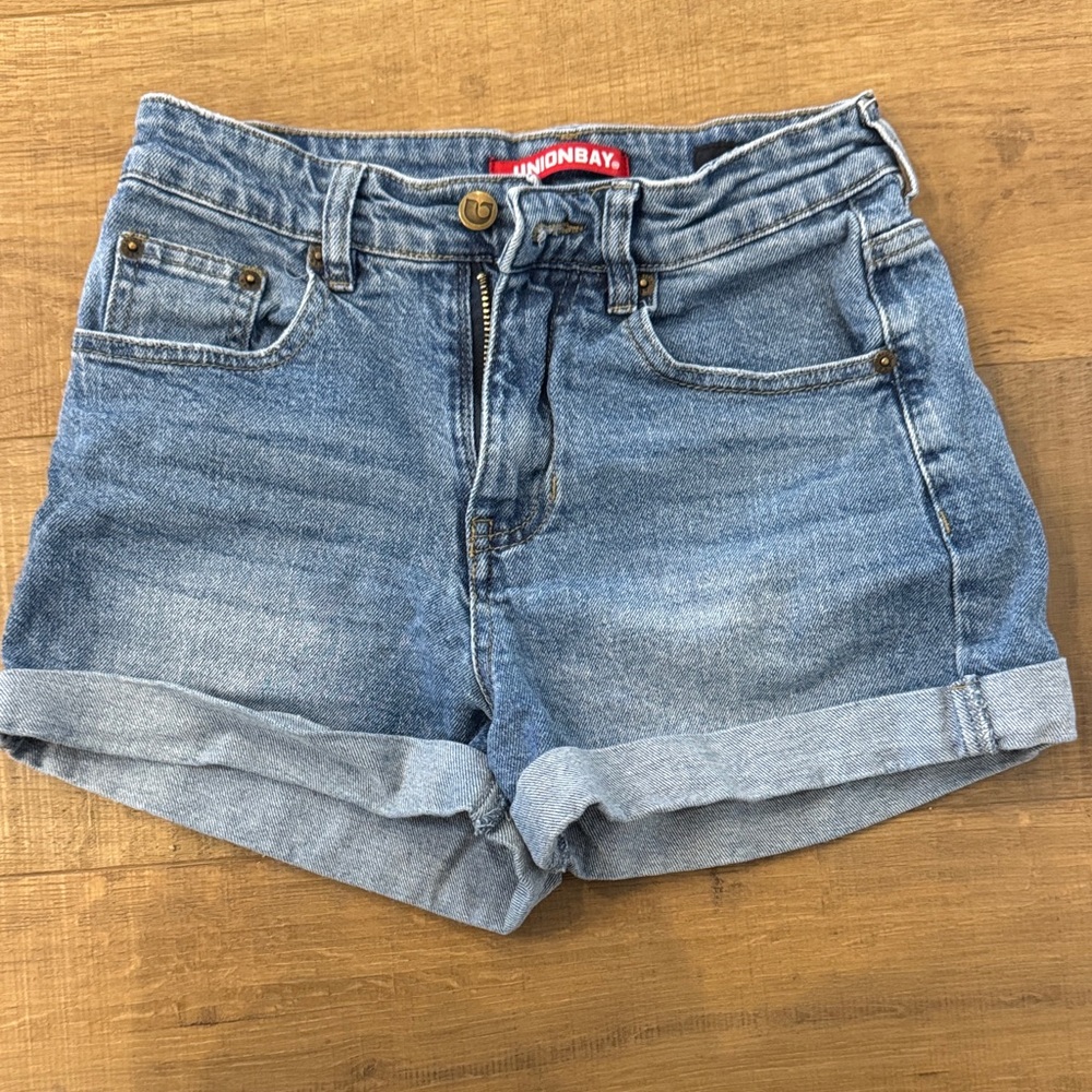 UNIONBAY Women's Classic Blue Jean Shorts